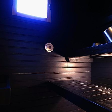 Home Aurora - Loft-Sauna-Wifi 罗瓦涅米 外观 照片